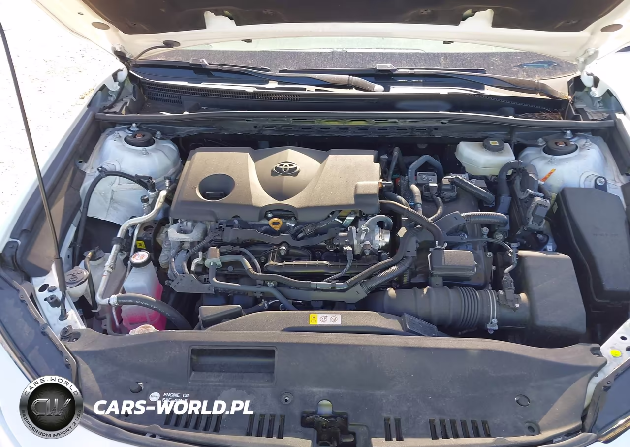 2025 Toyota Camry Le VIN:4T1DBADK3SU530063 - 10