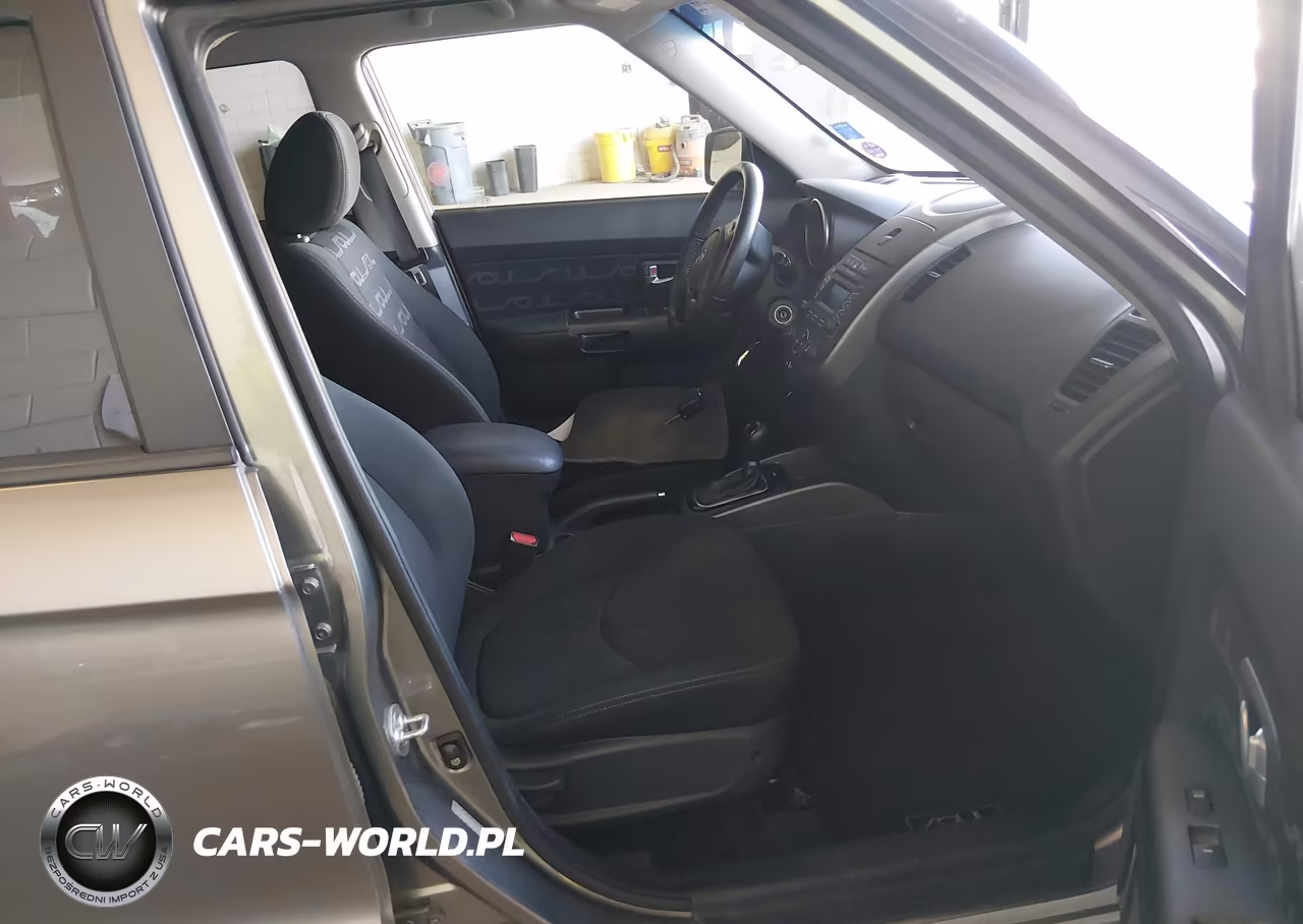 2012 Kia Soul + VIN:KNDJT2A63C7458346 - 5