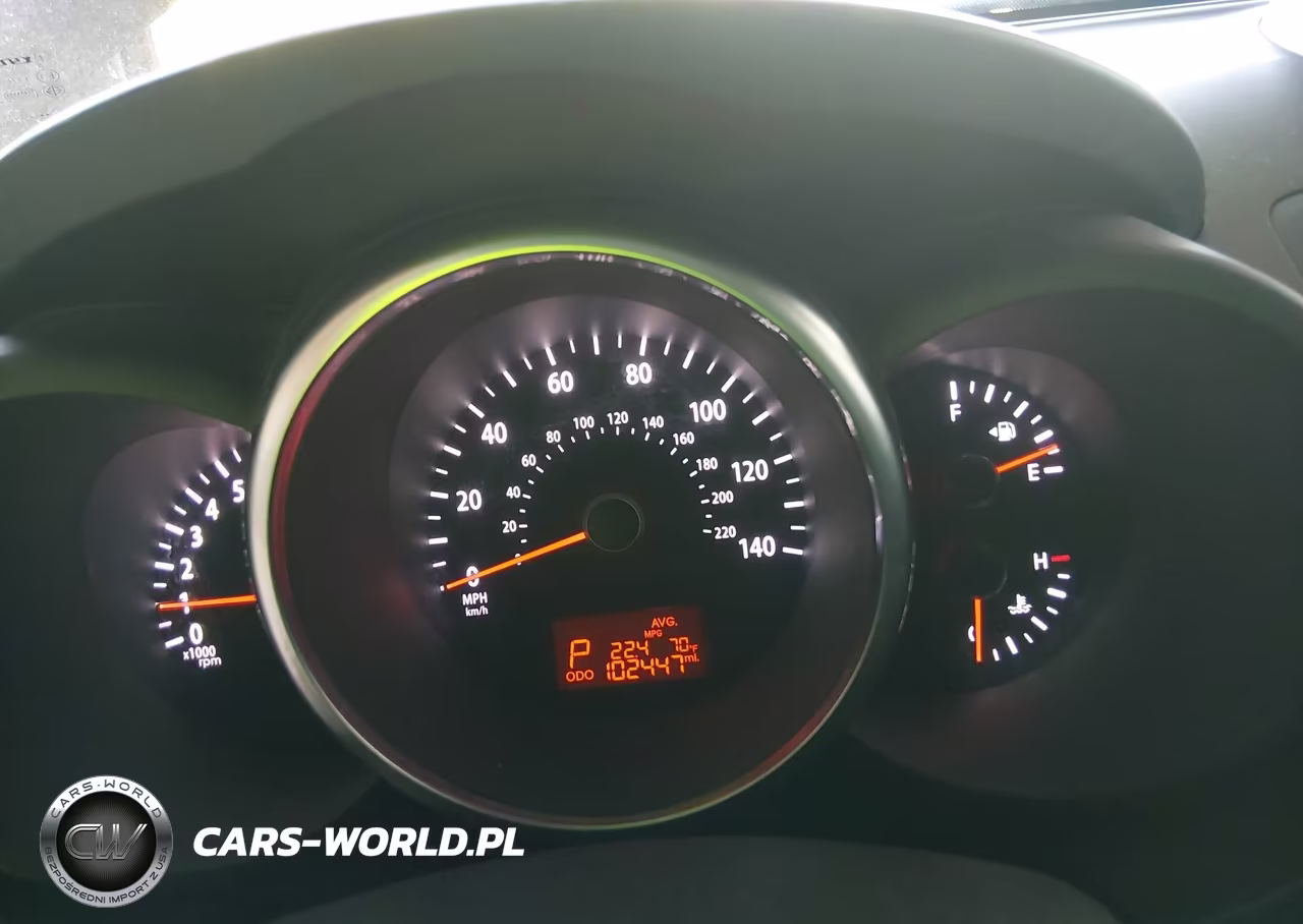 2012 Kia Soul + VIN:KNDJT2A63C7458346 - 7