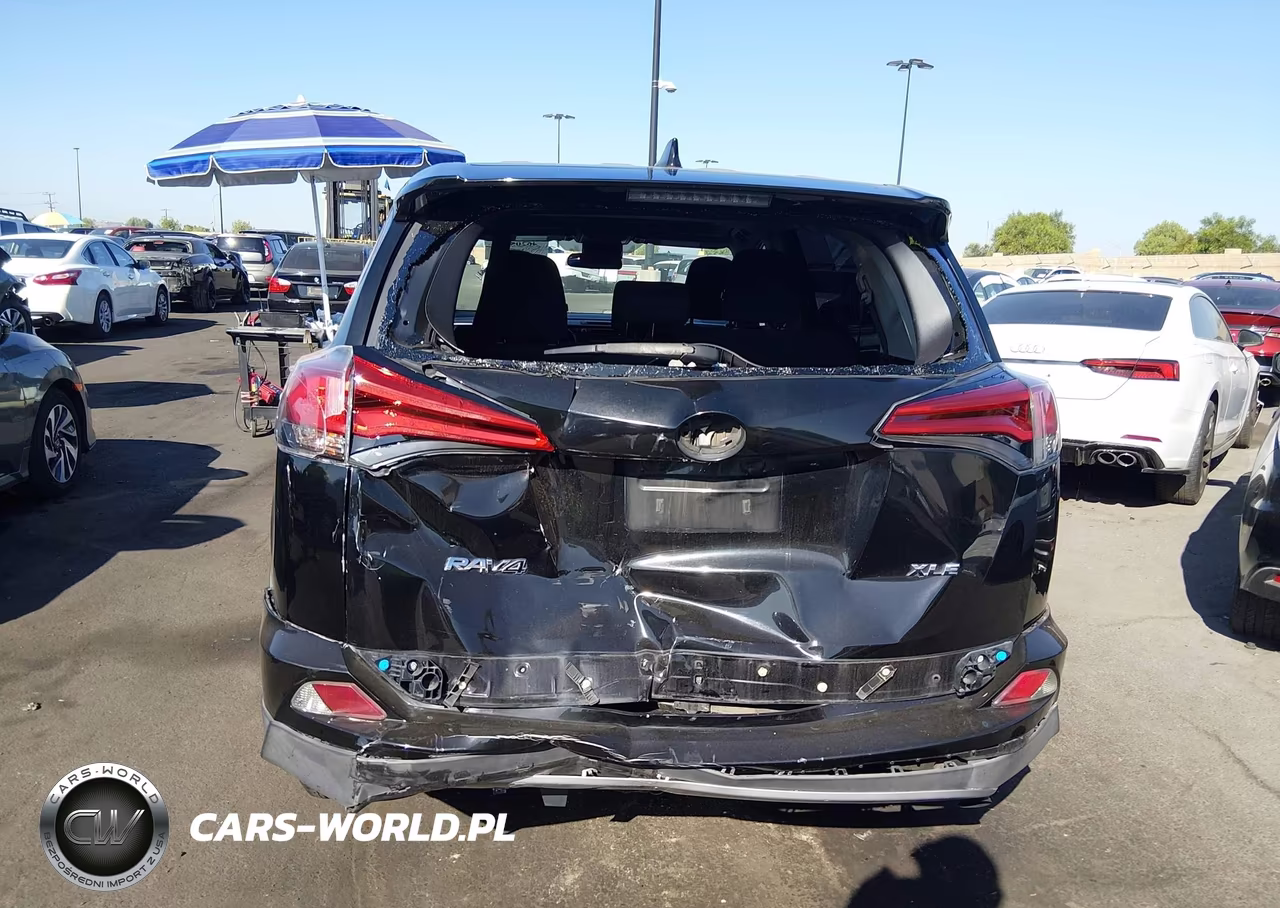 2018 Toyota Rav4 Xle VIN:2T3WFREVXJW446364 - 6