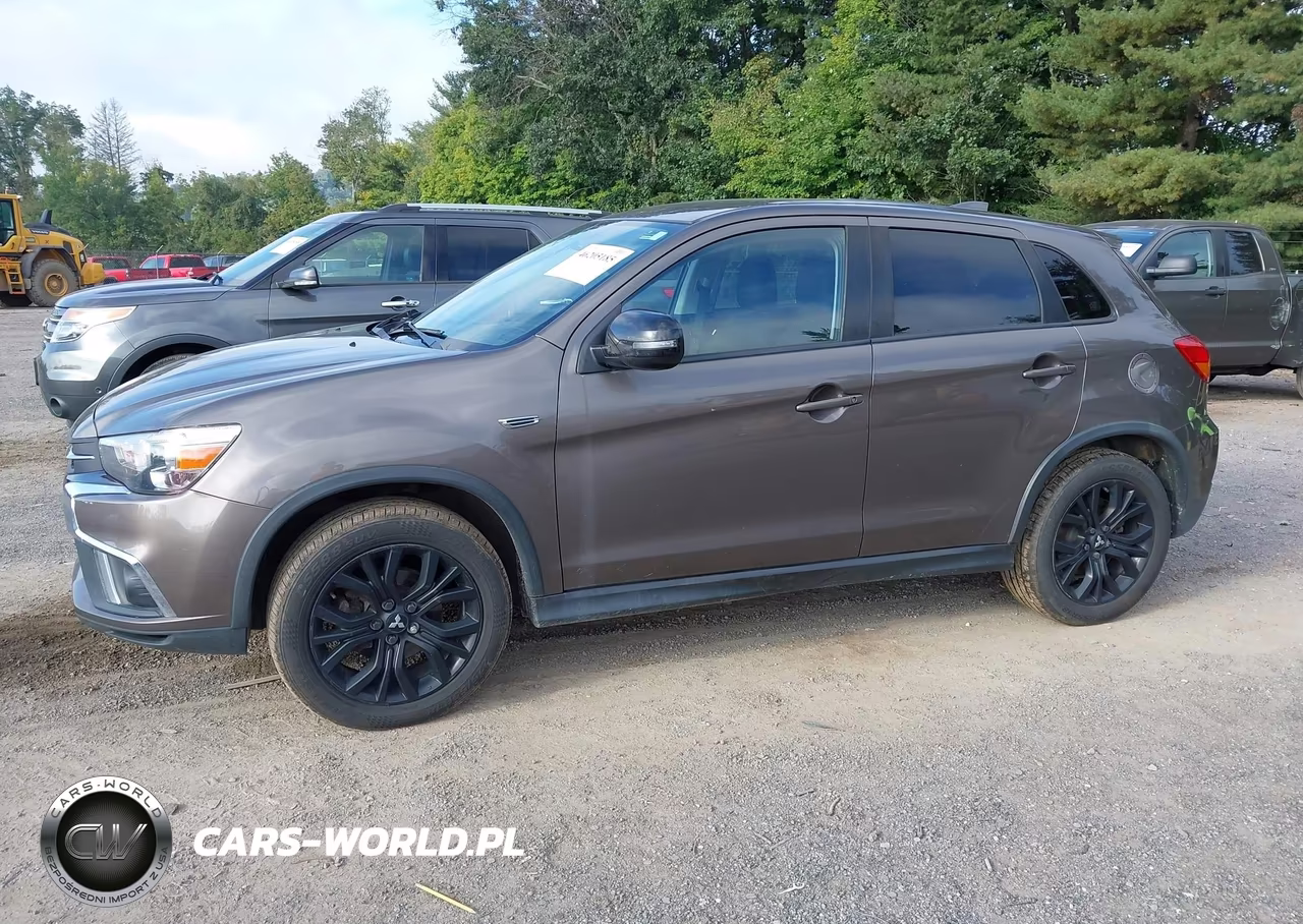 2018 Mitsubishi Outlander Sport 2.0 Le VIN:JA4AR3AU9JU003996 - 2