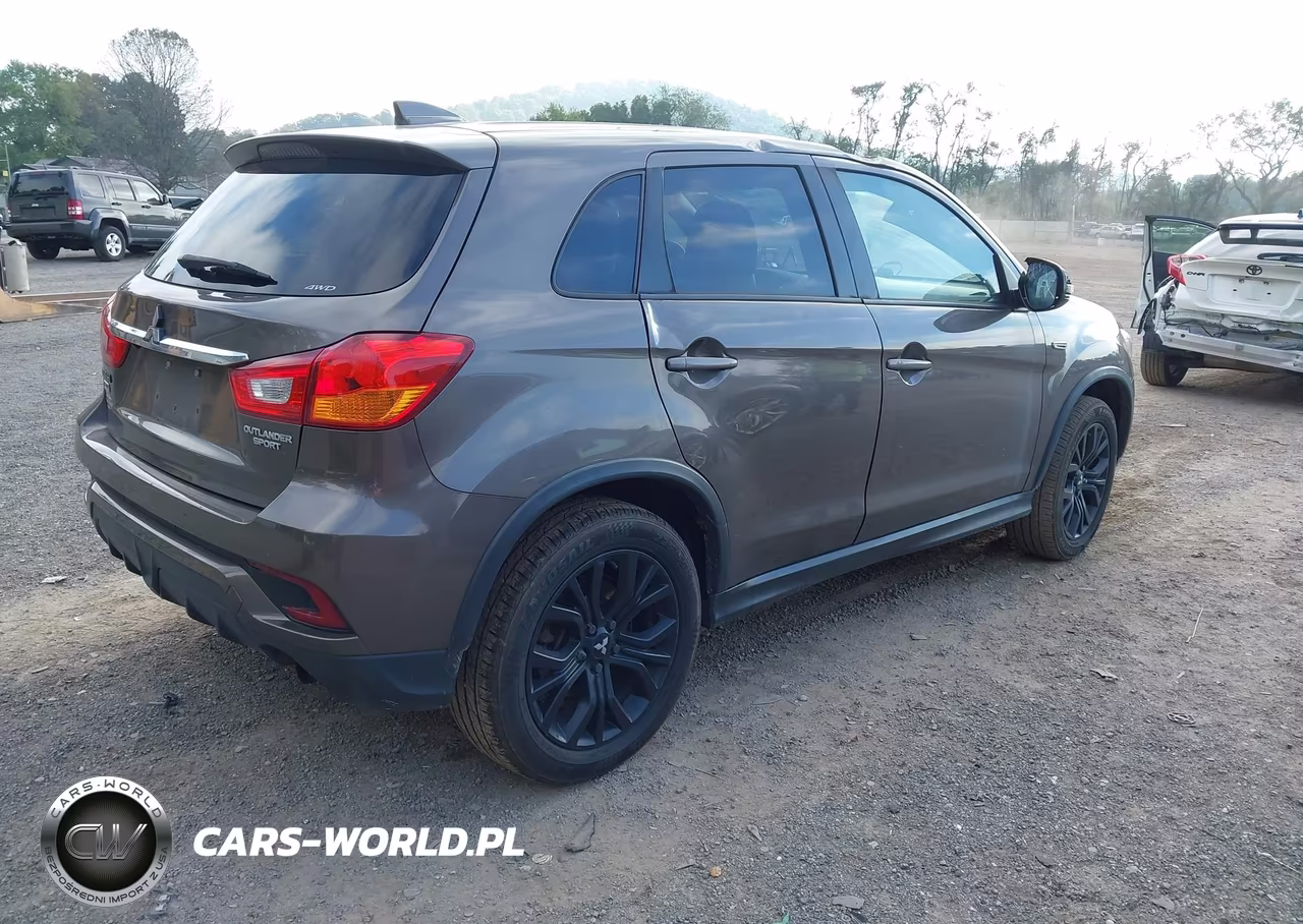 2018 Mitsubishi Outlander Sport 2.0 Le VIN:JA4AR3AU9JU003996 - 4