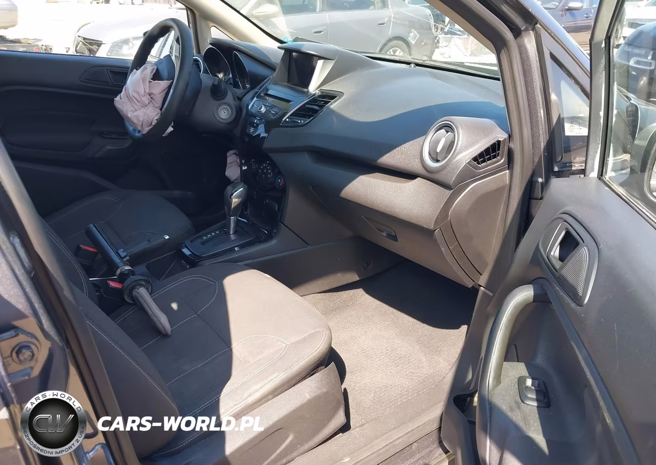2018 Ford Fiesta Se VIN:3FADP4EJ8JM135110 - 5