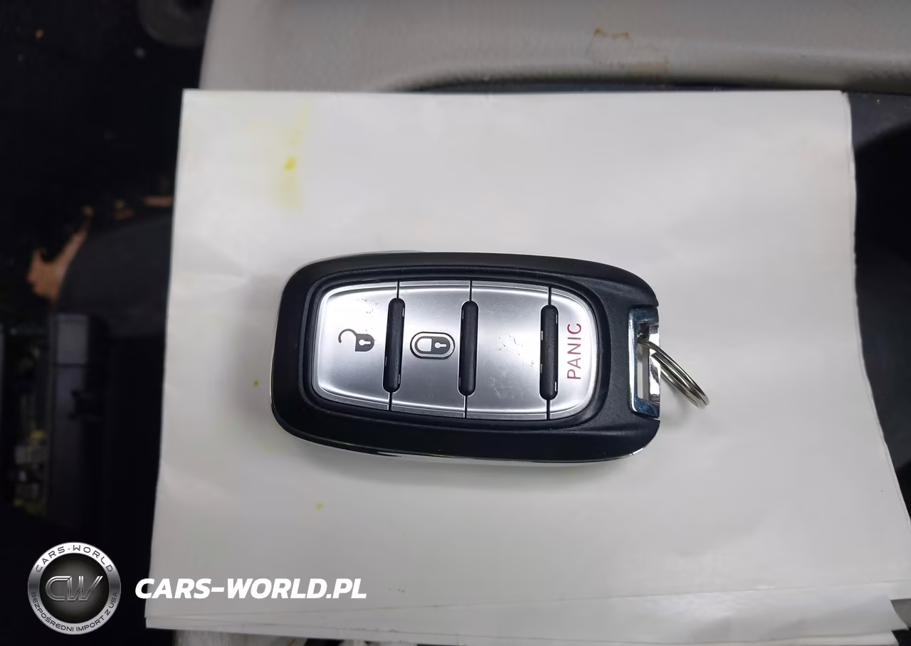 2017 Chrysler Pacifica Lx VIN:2C4RC1CG1HR578879 - 11