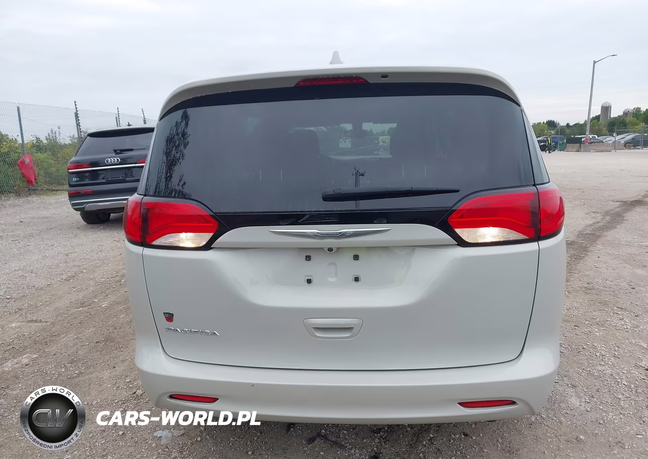 2017 Chrysler Pacifica Lx VIN:2C4RC1CG1HR578879 - 16
