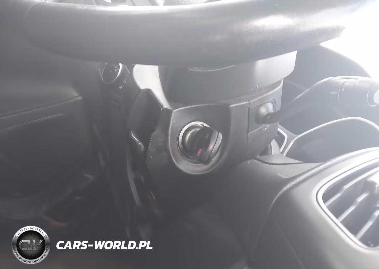 2015 Ford Focus Se VIN:1FADP3F29FL260353 - 11