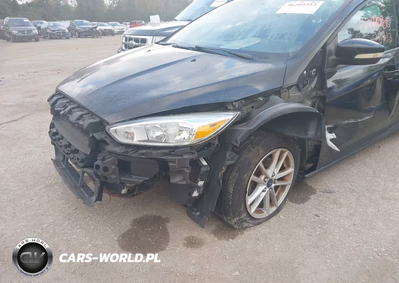 2015 Ford Focus Se VIN:1FADP3F29FL260353 - 6