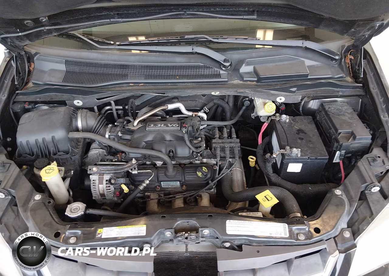 2009 Chrysler Town & Country Lx VIN:2A8HR44E89R571575 - 10