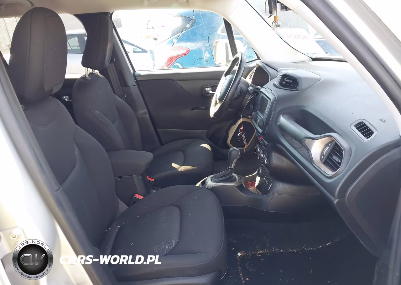 2017 Jeep Renegade Latitude 4X4 VIN:ZACCJBBB8HPF33062 - 5