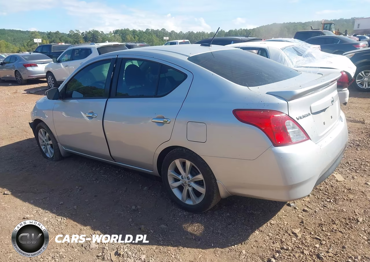 2017 Nissan Versa 1.6 Sl VIN:3N1CN7AP1HL820639 - 3