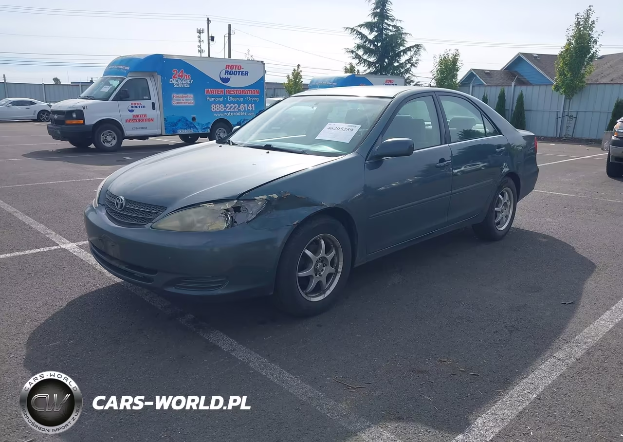 2004 Toyota Camry Le VIN:4T1BE32K84U358919 - 2