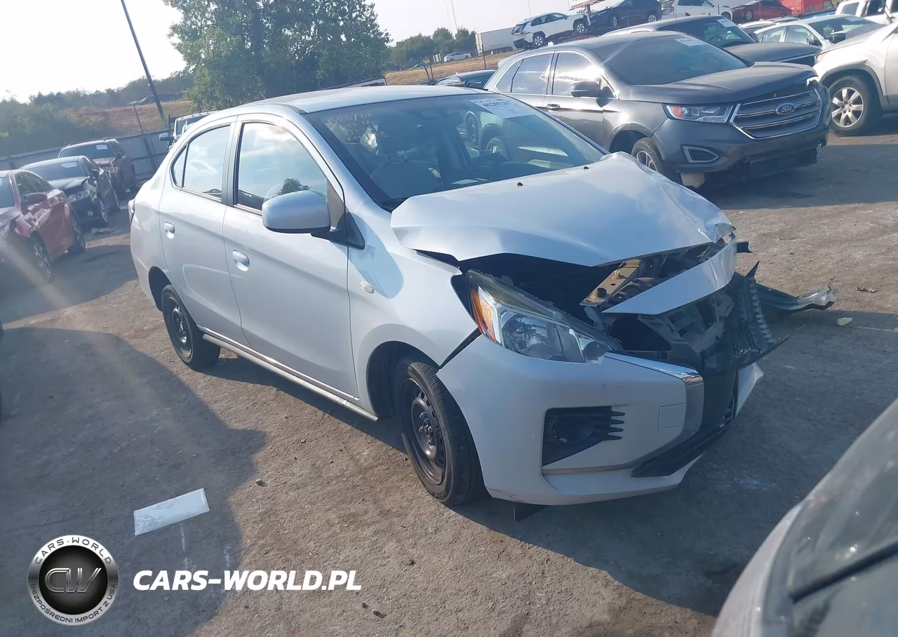2022 Mitsubishi Mirage G4 Black Edition-Es-Le