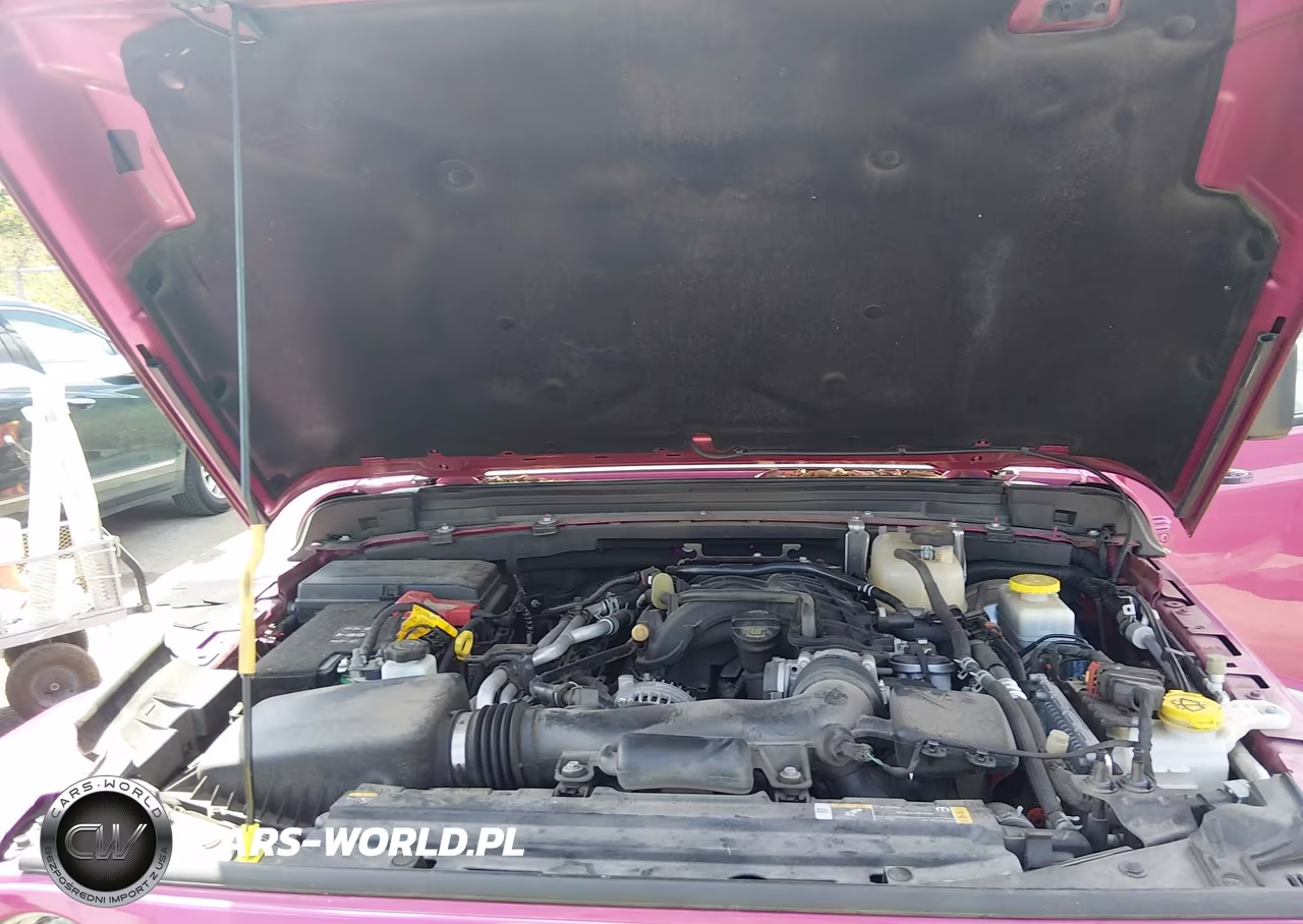2021 Jeep Wrangler Unlimited Sahara VIN:1C4HJXEG6MW858476 - 10