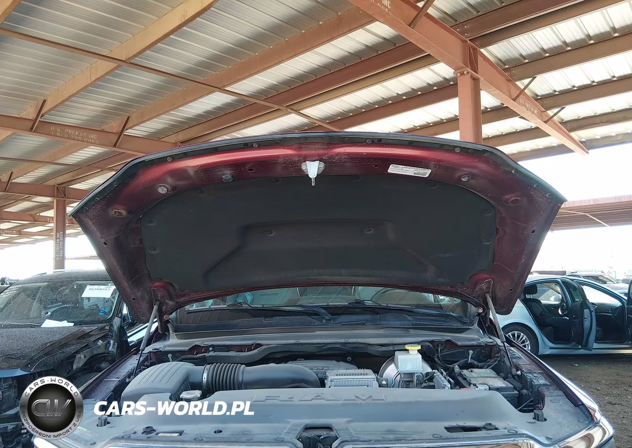 2020 Ram 1500 Laramie VIN:1C6RRERT6LN151964 - 10