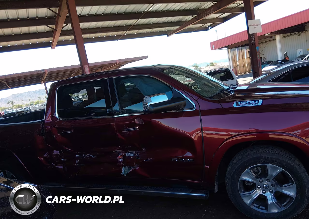 2020 Ram 1500 Laramie VIN:1C6RRERT6LN151964 - 13