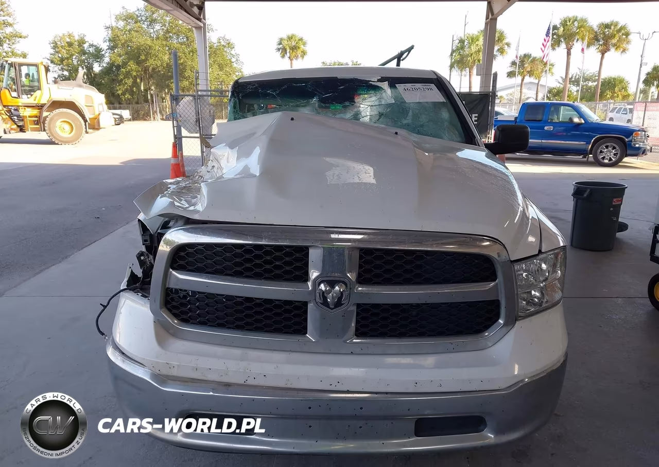 2020 Ram 1500 Classic Tradesman VIN:3C6JR6DT0LG144009 - 12