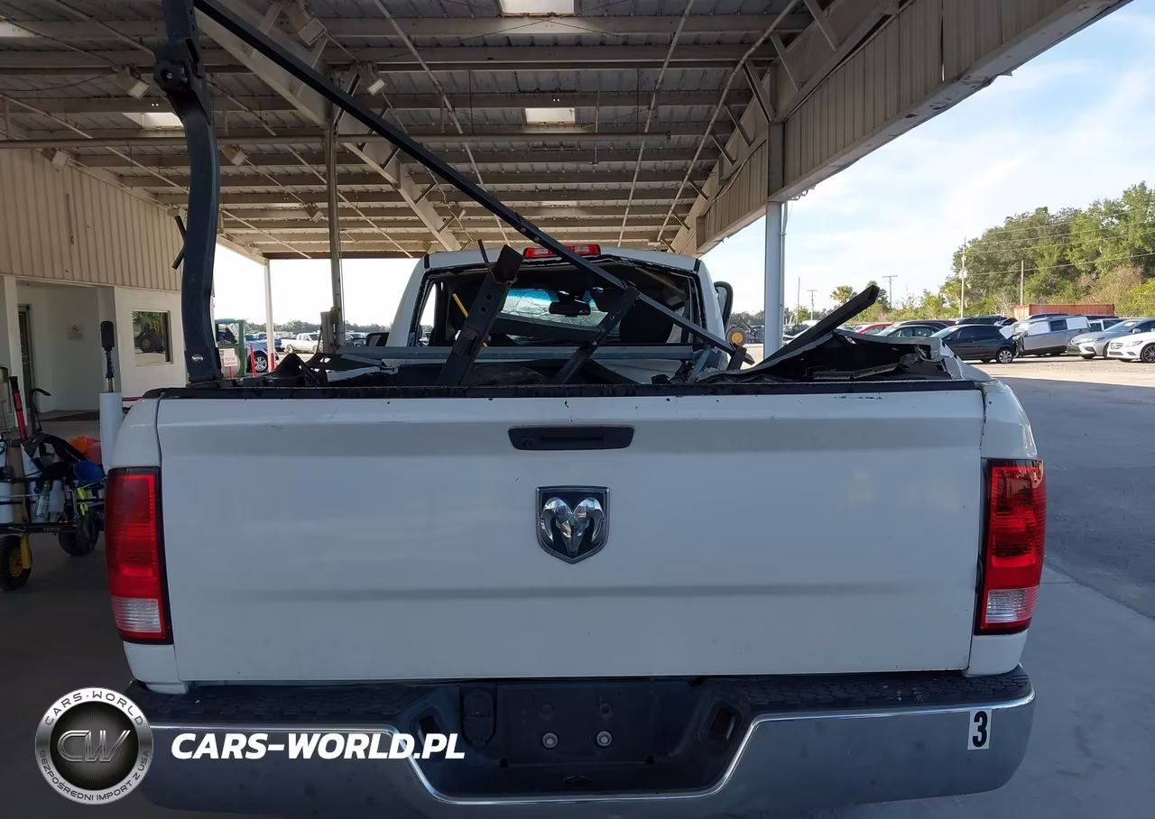 2020 Ram 1500 Classic Tradesman VIN:3C6JR6DT0LG144009 - 16