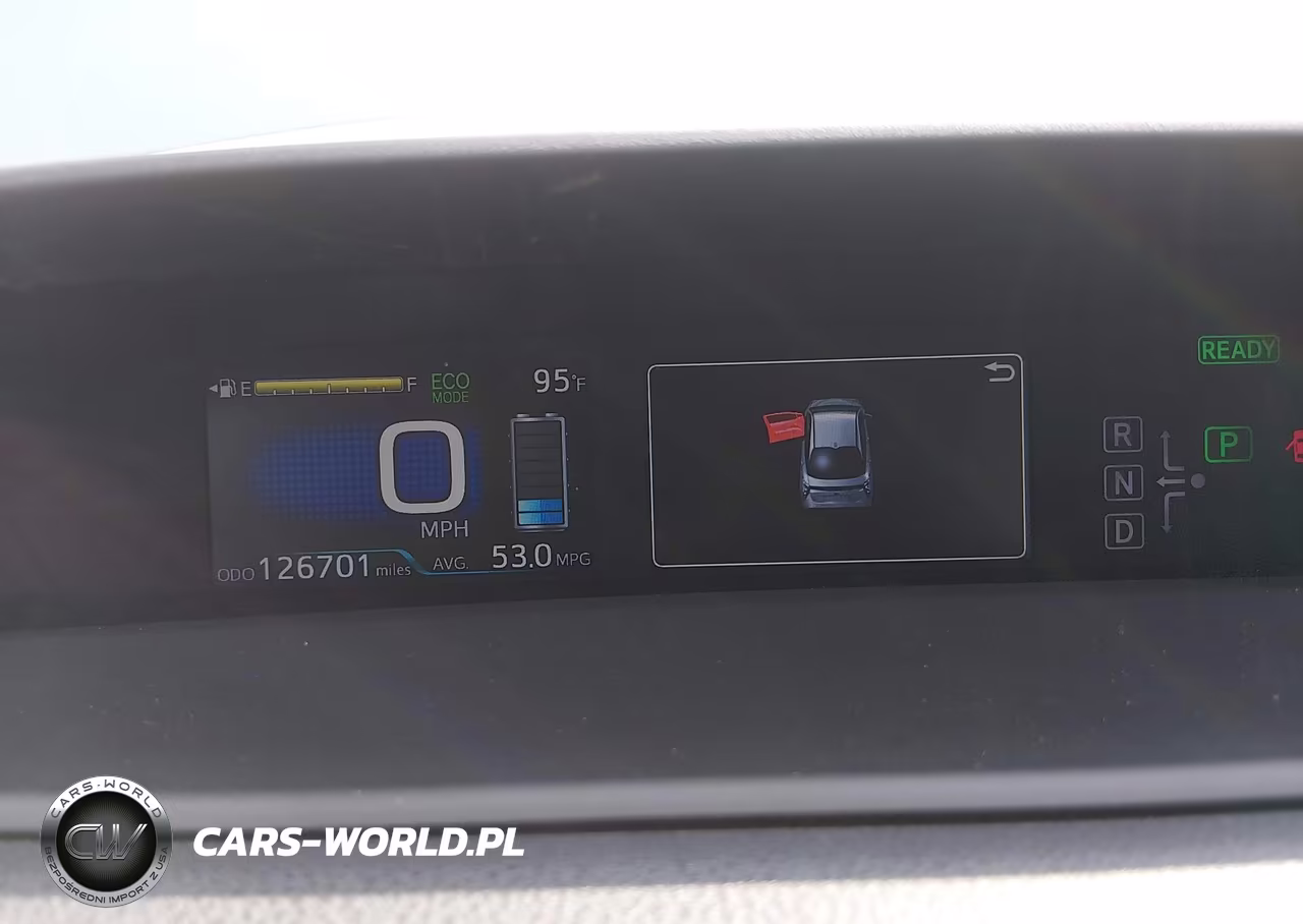 2016 Toyota Prius Two VIN:JTDKBRFUXG3005264 - 7