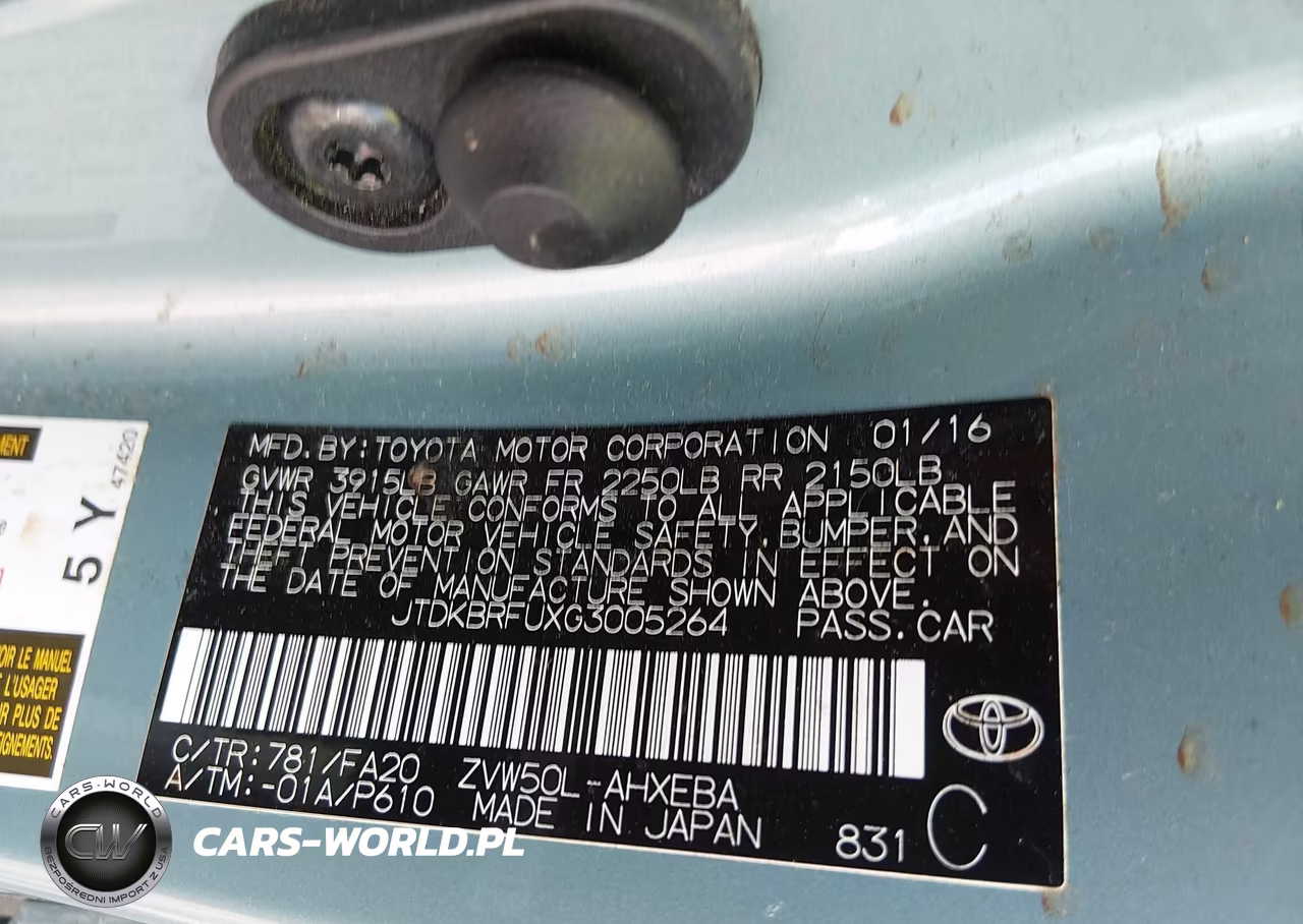 2016 Toyota Prius Two VIN:JTDKBRFUXG3005264 - 9