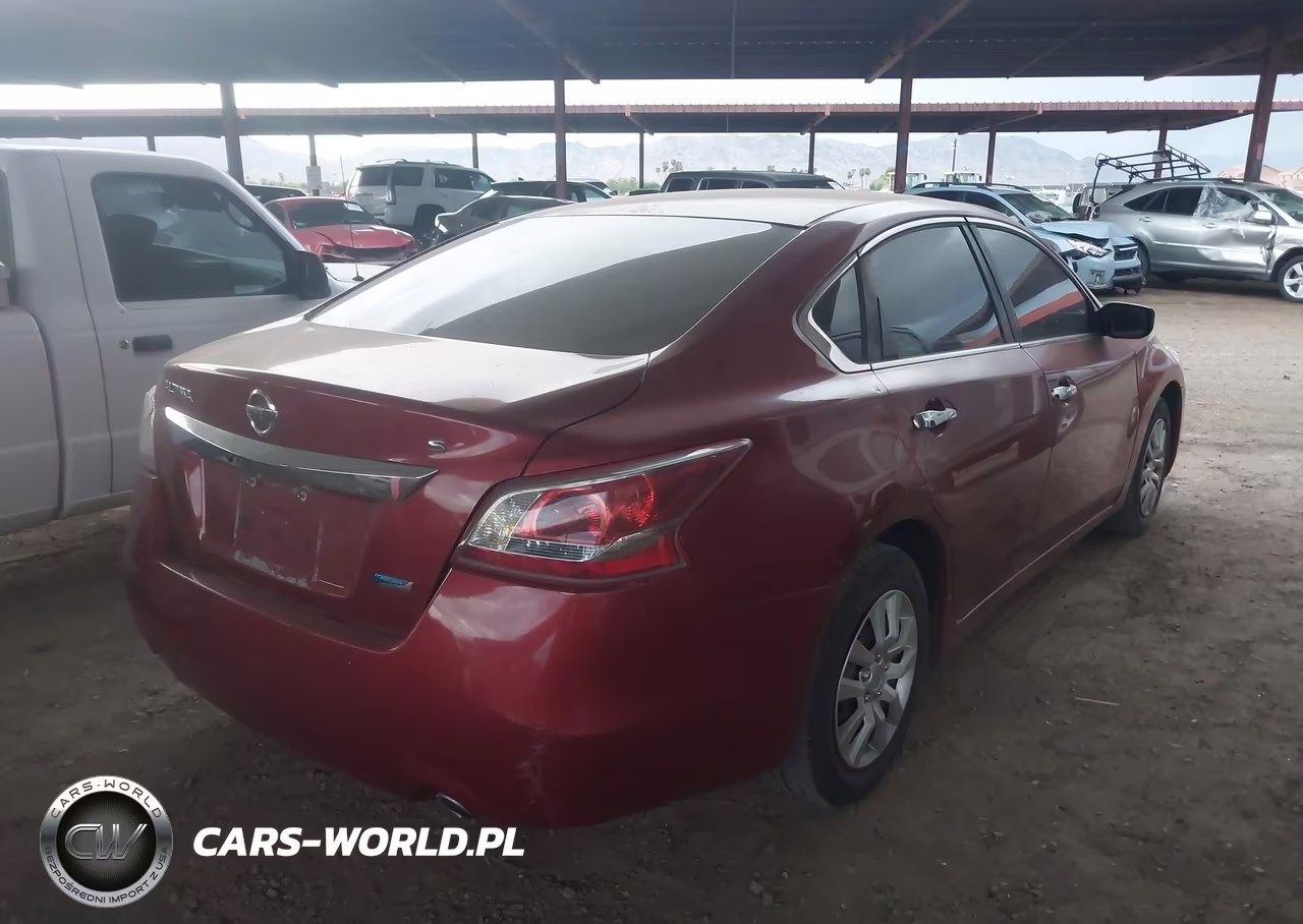 2013 Nissan Altima 2.5 S VIN:1N4AL3AP5DN453067 - 4