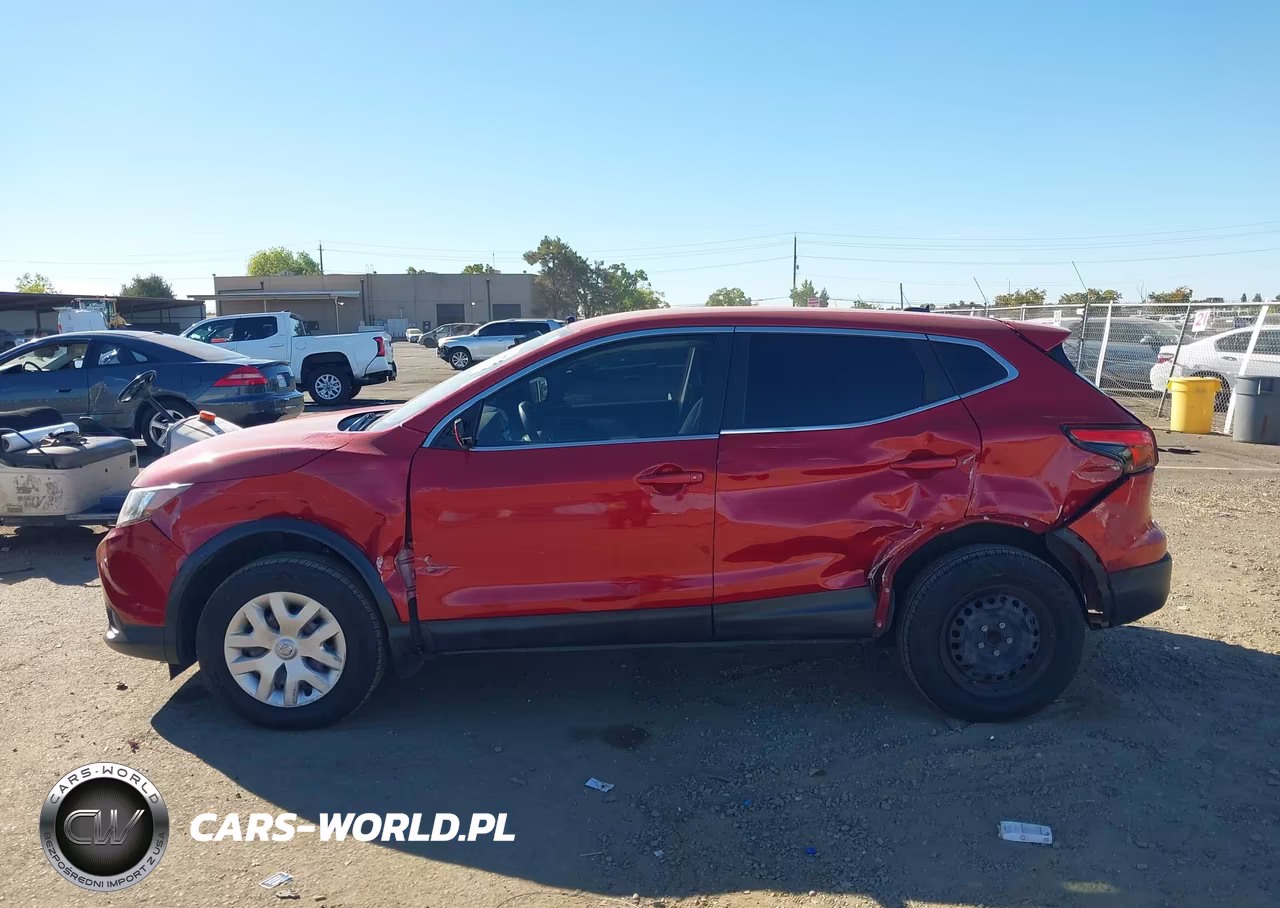 2018 Nissan Rogue Sport S VIN:JN1BJ1CP6JW152337 - 14