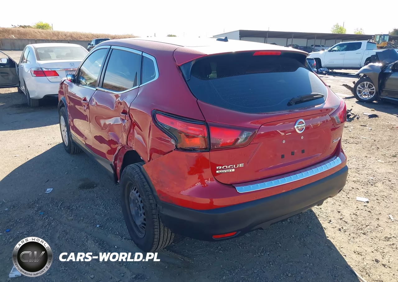2018 Nissan Rogue Sport S VIN:JN1BJ1CP6JW152337 - 3
