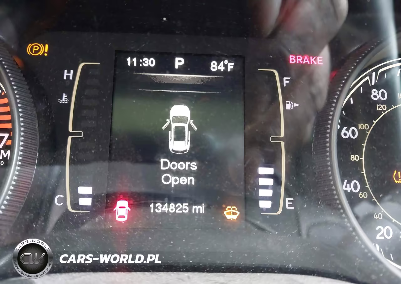 2016 Jeep Cherokee Latitude VIN:1C4PJMCB5GW350005 - 15