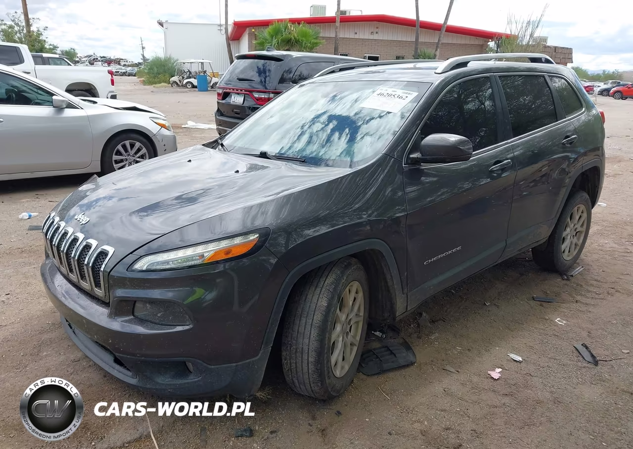 2016 Jeep Cherokee Latitude VIN:1C4PJMCB5GW350005 - 2