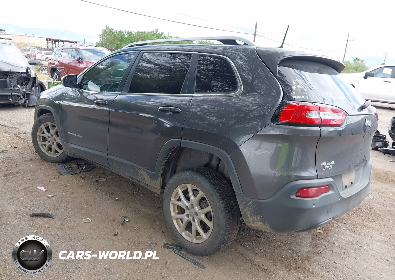2016 Jeep Cherokee Latitude VIN:1C4PJMCB5GW350005 - 3
