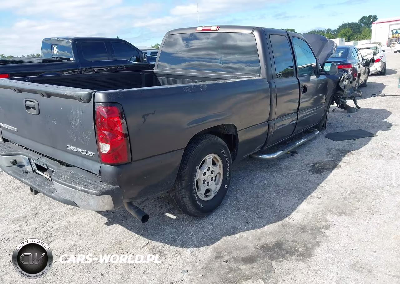 2003 Chevrolet Silverado 1500 Ls VIN:2GCEC19T831163777 - 4