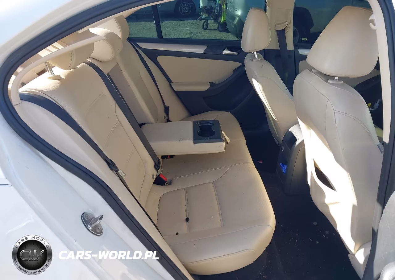 2017 Volkswagen Jetta 1.4T Se VIN:3VWDB7AJ6HM319825 - 8