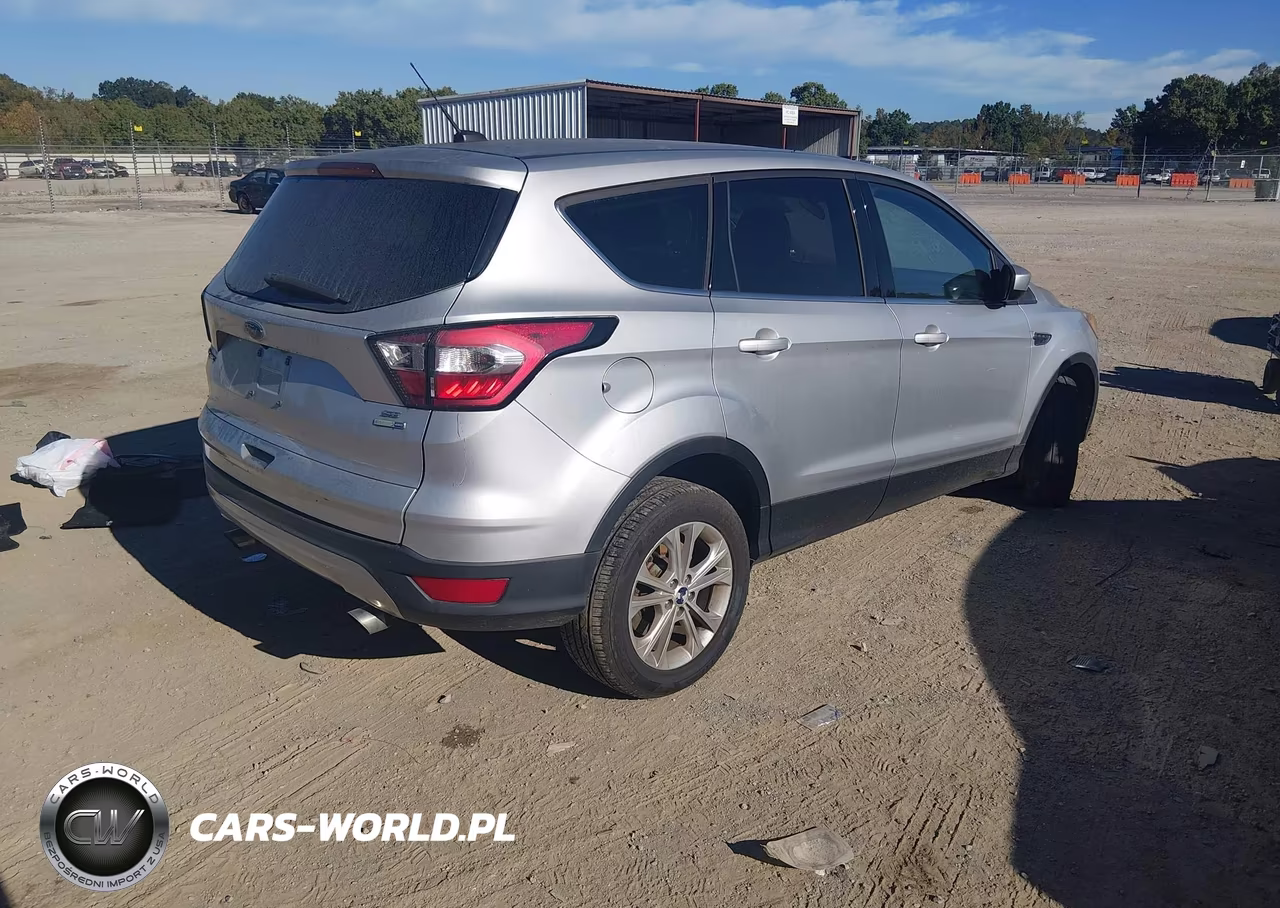 2017 Ford Escape Se VIN:1FMCU9GD4HUD08528 - 4