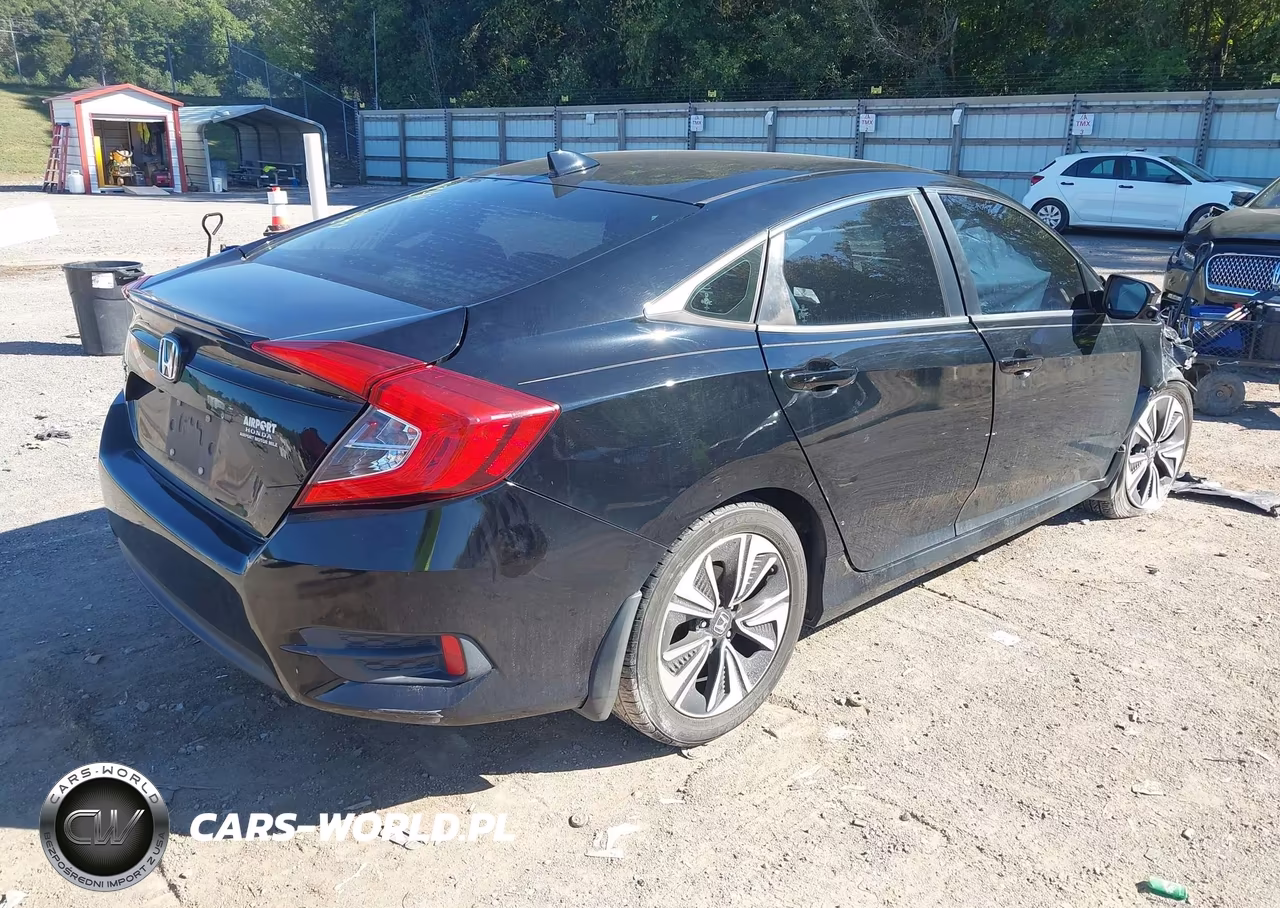 2017 Honda Civic Ex-L VIN:19XFC1F7XHE022229 - 4
