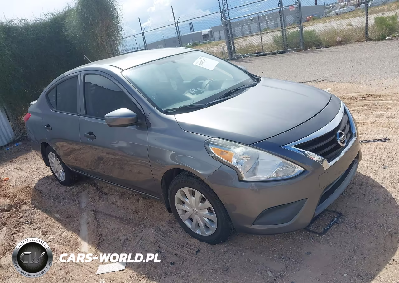 2016 Nissan Versa S Plus