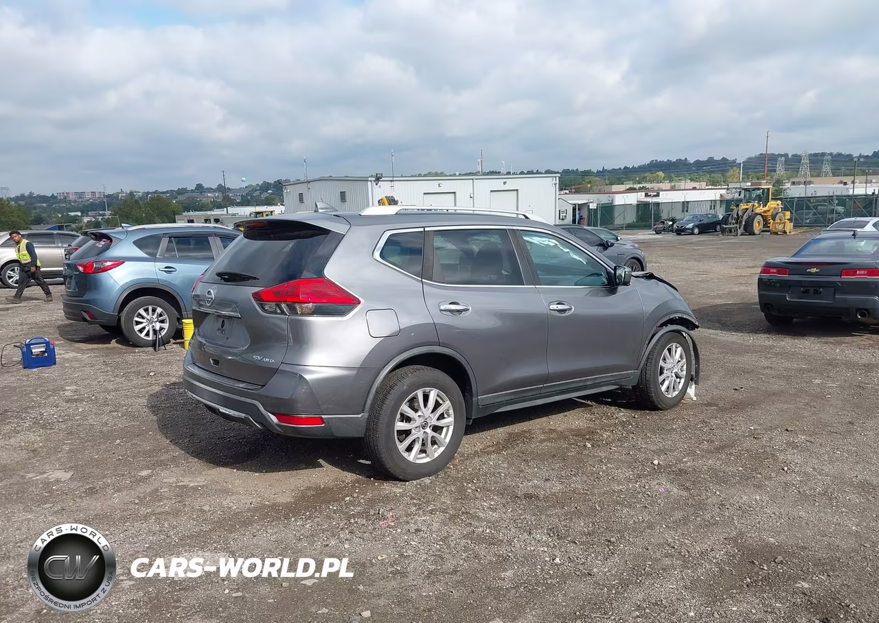 2017 Nissan Rogue Sv VIN:KNMAT2MVXHP513045 - 4