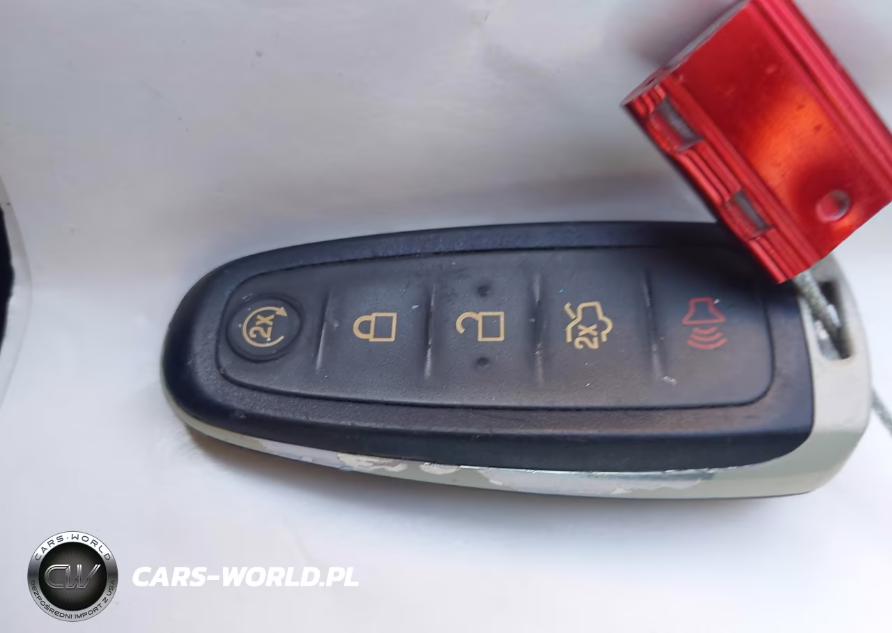 2013 Ford Focus Titanium VIN:1FADP3N23DL252117 - 11
