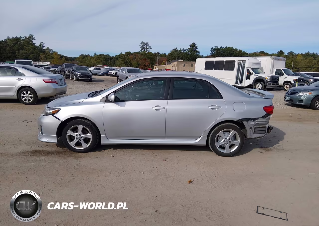 2011 Toyota Corolla S VIN:2T1BU4EE6BC748981 - 15