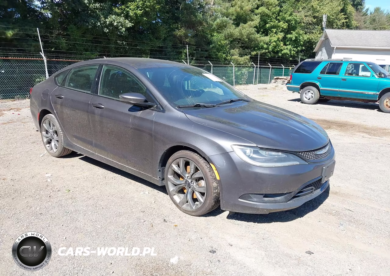 2015 Chrysler 200 S VIN:1C3CCCBG7FN639167 - 1
