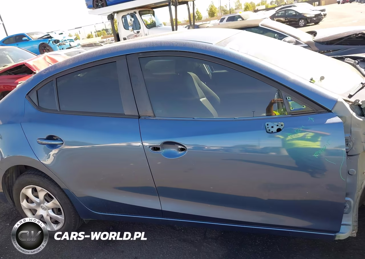 2017 Mazda Mazda3 Sport VIN:3MZBN1U75HM107025 - 14