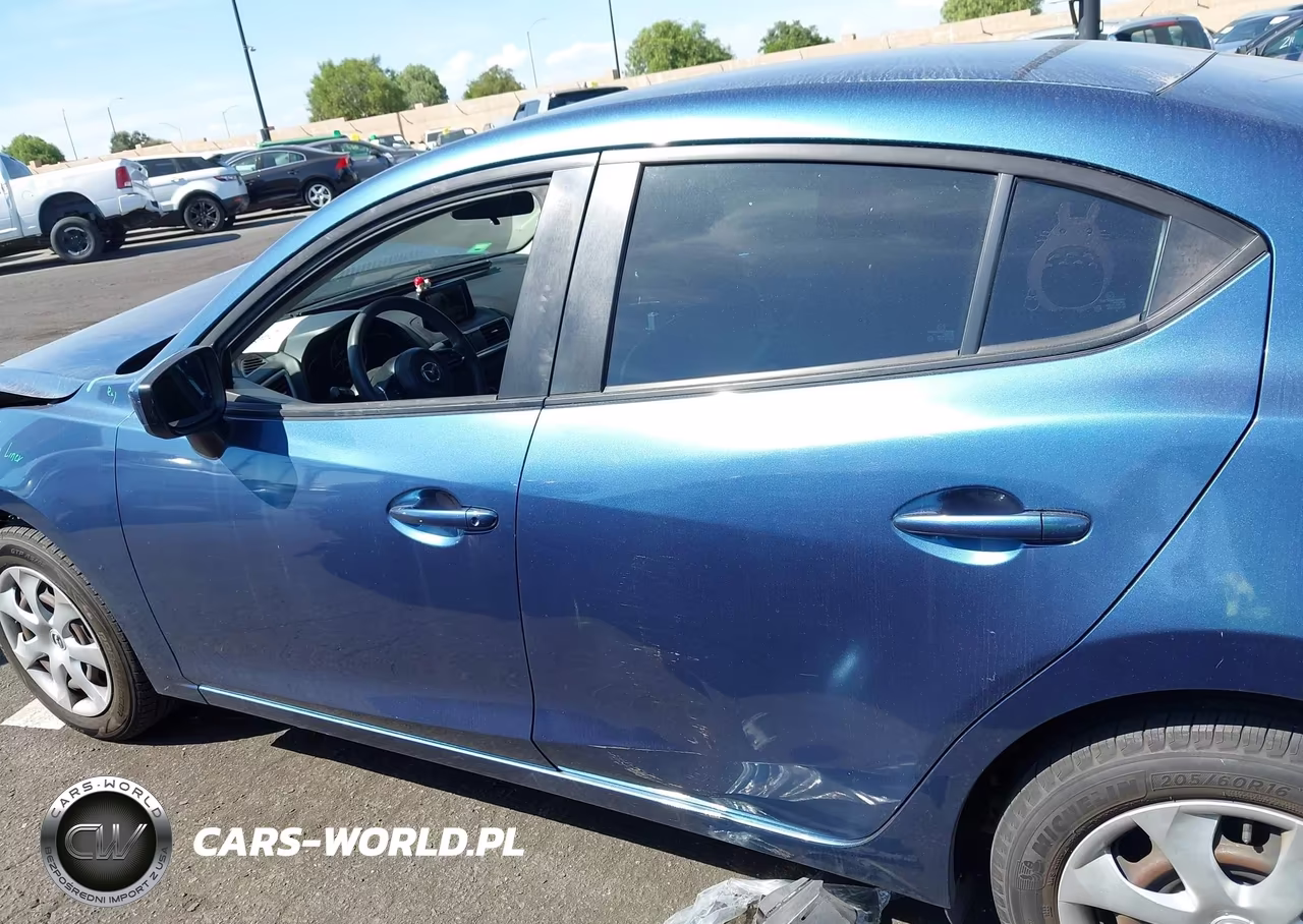 2017 Mazda Mazda3 Sport VIN:3MZBN1U75HM107025 - 15