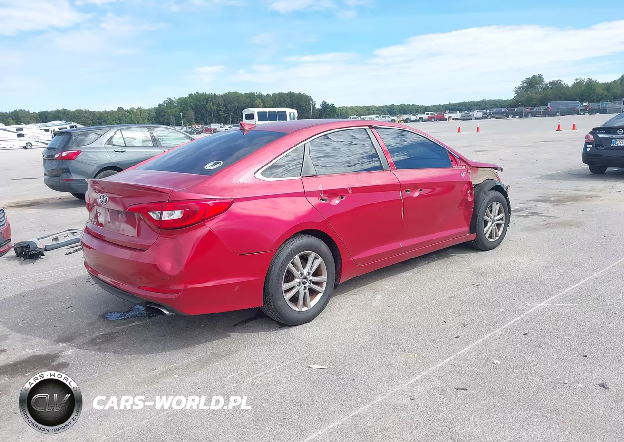 2017 Hyundai Sonata VIN:5NPE24AFXHH498331 - 4