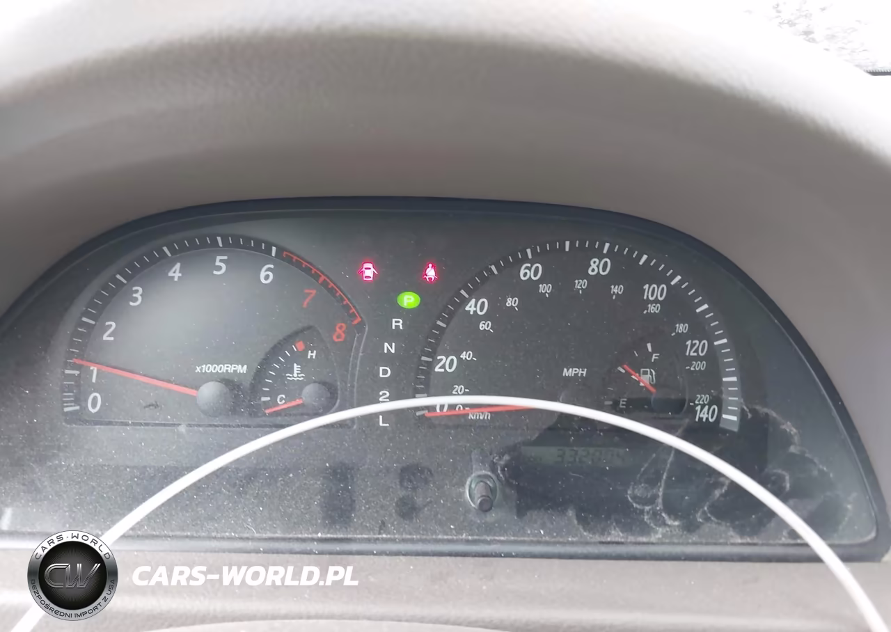 2002 Toyota Camry Le VIN:JTDBE32K520126464 - 7