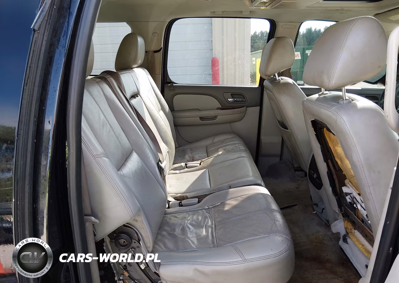 2014 Chevrolet Suburban Lt VIN:1GNSCJE08ER203985 - 8