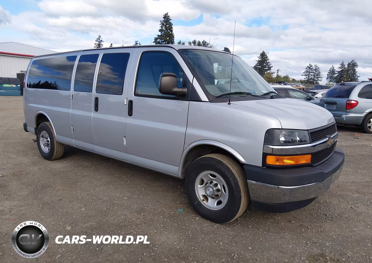 2017 Chevrolet Express 3500 Lt