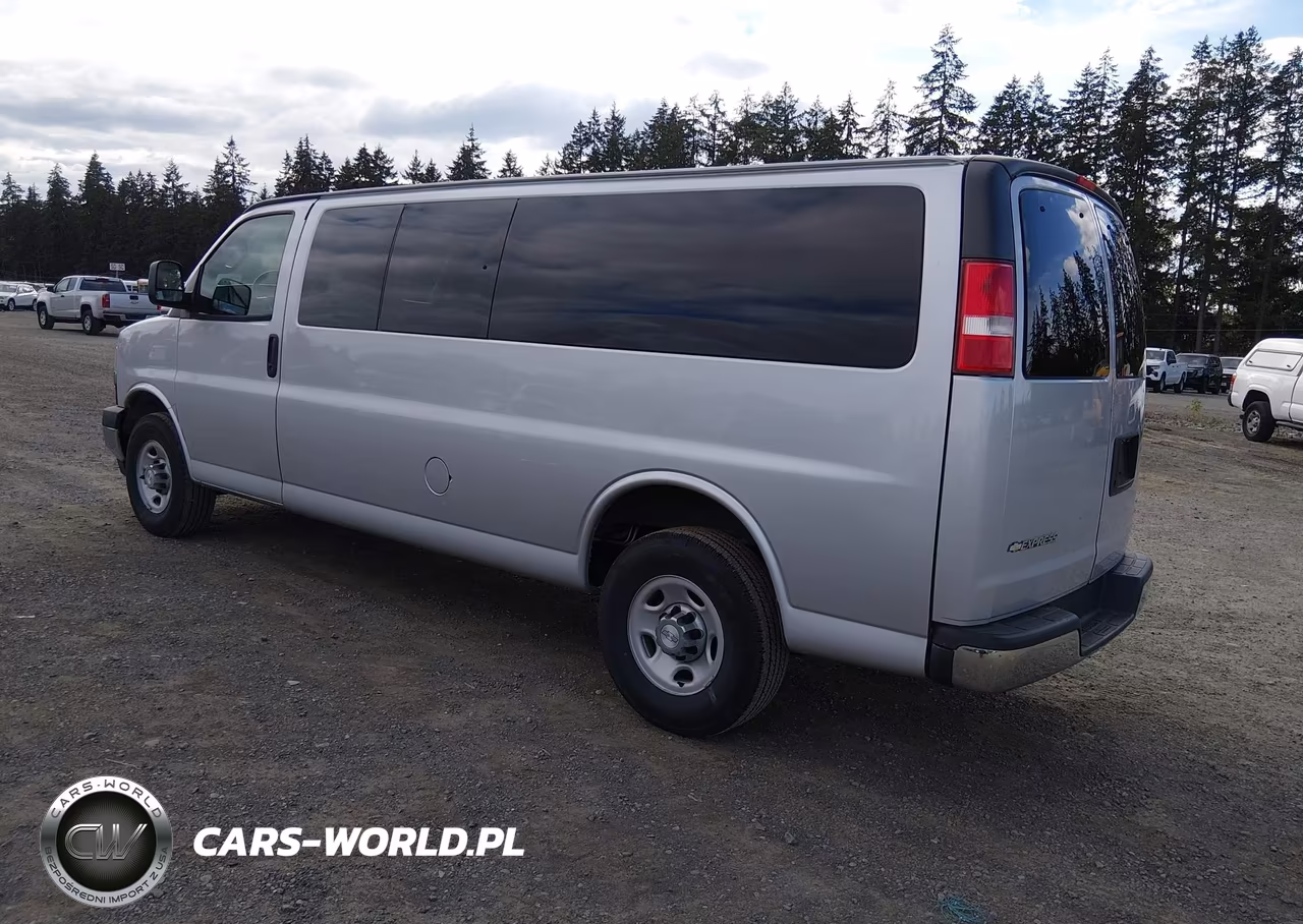2017 Chevrolet Express 3500 Lt VIN:1GAZGPFG6H1108833 - 3