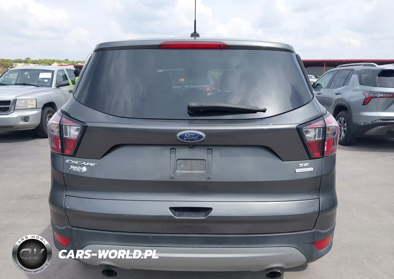 2017 Ford Escape Se VIN:1FMCU0GD7HUD10642 - 16
