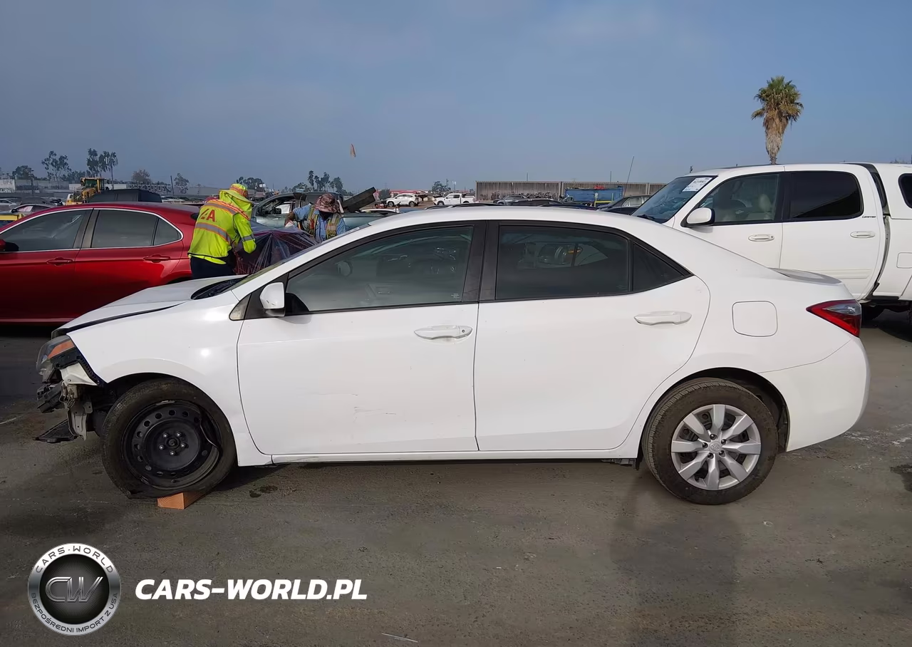 2016 Toyota Corolla Le VIN:5YFBURHE0GP556732 - 19