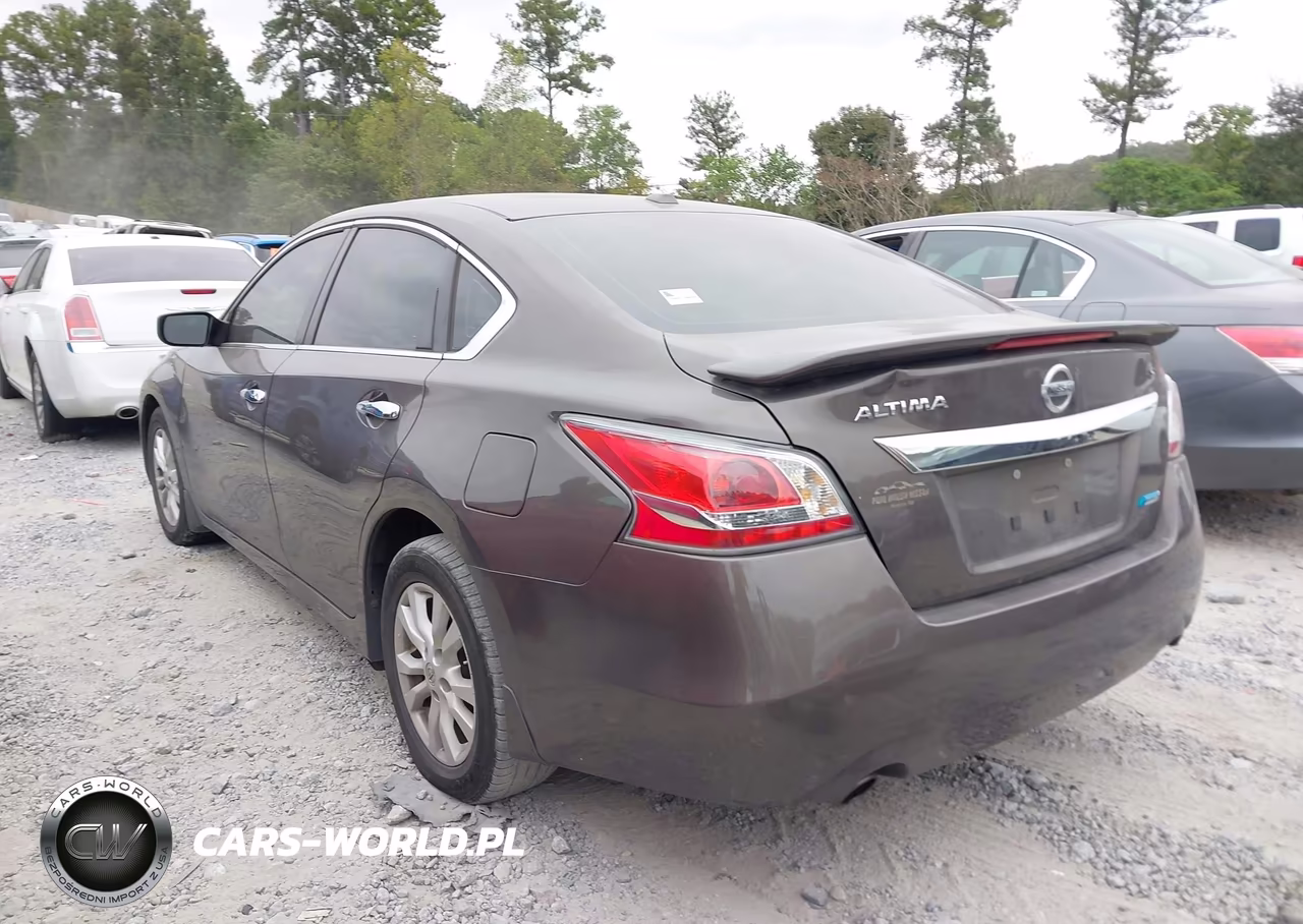 2014 Nissan Altima 2.5 S VIN:1N4AL3AP2EC267757 - 3