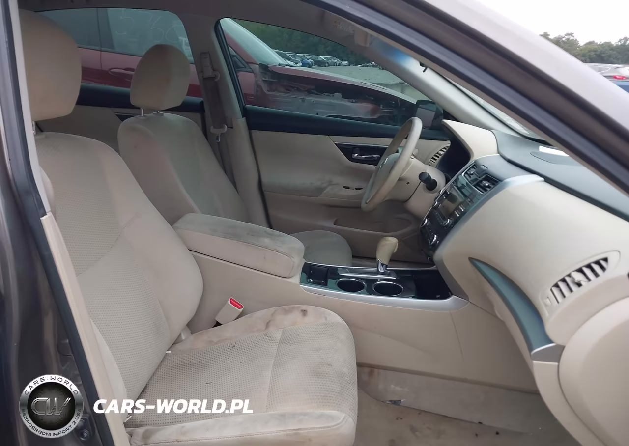 2014 Nissan Altima 2.5 S VIN:1N4AL3AP2EC267757 - 5
