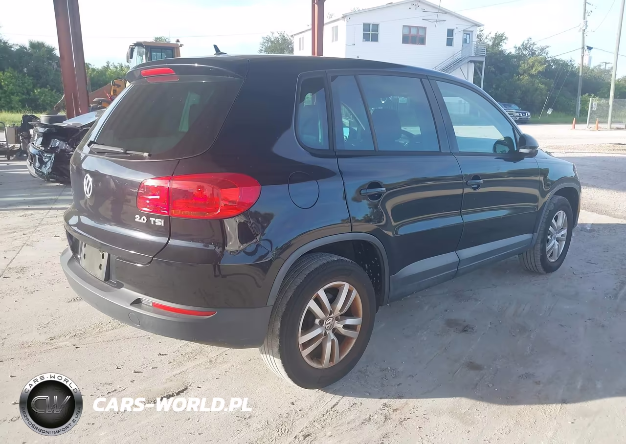 2013 Volkswagen Tiguan S W-Sunroof VIN:WVGAV3AX0DW571473 - 4